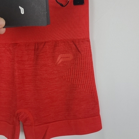 NEW Pursue Fitness Women's ADAPT Red Seamless Ribbed Shorts Sz M NWT - Picture 2 of 6